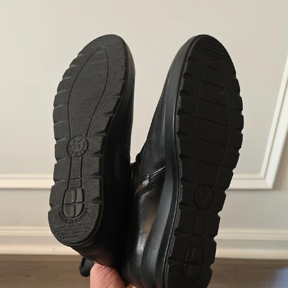 Mephisto Air Jett Black  Wedge Boots - Picture 5 of 6